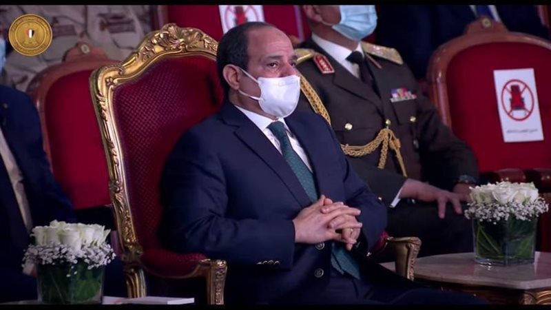 الرئيس السيسي يشهد
