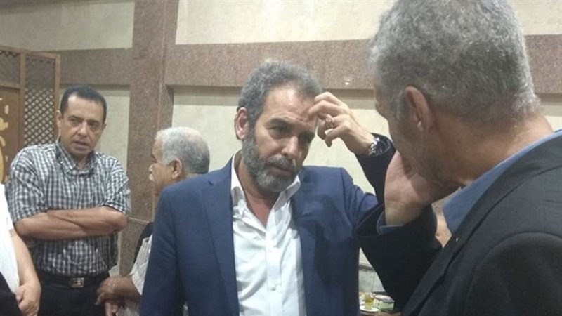 احمد عبد العزيز -