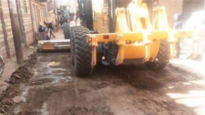 توافر الخدمات للمواطنين بالمصالح الحكومية ورفع مخلفات الشوارع بالفشن 