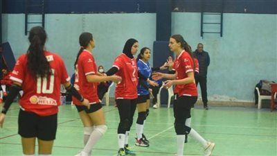 الأهلي يصطدم بالصيد في قمة مباريات دوري سيدات الكرة الطائرة