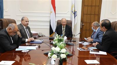 الحكومة تواصل جهودها لمنع الاحتكار وضبط الأسواق