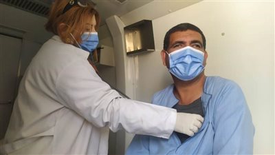 علاج 1359 مواطنًا في قافلة  للصحة ضمن حياة كريمة ببني سويف 