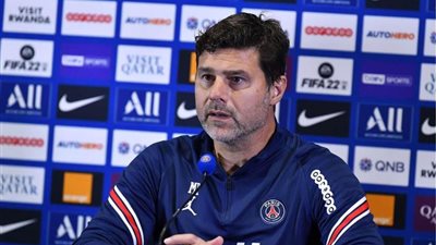 المدرب الهولندي أدفوكات حزين لحرمان 