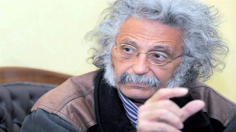 د. حسين خيري نقيب