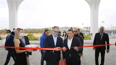 وزير السياحة يفتتح أكبر منتجع سياحي في العين السخنة باستثمارات 250 مليون جنيه