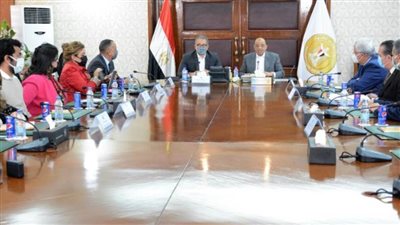 وزيرا التنمية المحلية والسياحة والآثار ومحافظ الأقصر يتابعون مستجدات تطوير وإعادة إحياء مدينة إسنا التاريخية