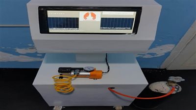 فريق طلابي بجامعة أسيوط يبتكر جهاز تنفس صناعي بخامات محلية وبتكلفة أقل من المستورد