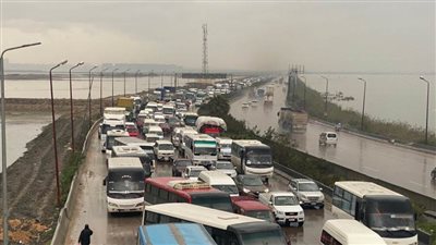 محافظ الإسكندرية: عودة سيولة الحركة المرورية بين 