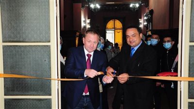 افتتاح معرض 