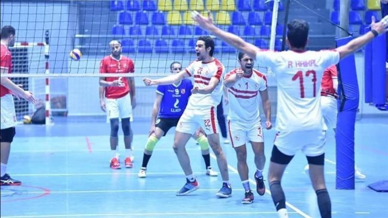 طائرة الأهلي والزمالك