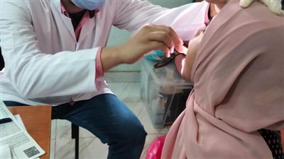 علاج 2145 مواطنًا في قافلتين بكوم الرمل ودشطوط ببني سويف 