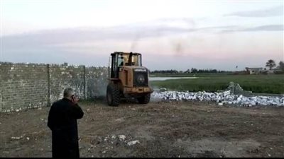 إزالة 34 حالة تعدٍ على الأراضي الزراعية وأملاك الدولة بالبحيرة