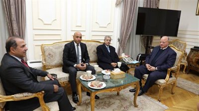 لدعم المواطنين.. معارض لجميع السلع بالقاهرة بأسعار مخفضة