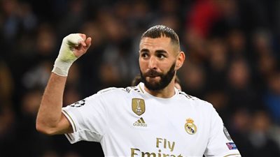 كريم بنزيما يكشف موقفه من الكلاسيكو بكلمات حاسمة 