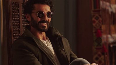 خالد النبوي يلم شمل عائلته في الدراما الاجتماعية 