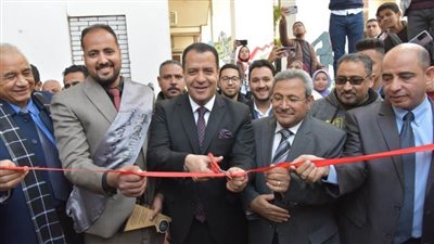 نائب رئيس جامعة أسيوط يشهد حفل تنصيب اتحاد كلية التجارة