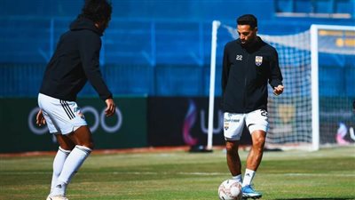 خالد قمر يقود هجوم الجونة أمام المقاولون العرب 