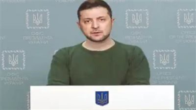 شاهد.. حقيقة فيديو للرئيس الأوكراني يدعو جيشه للإستسلام