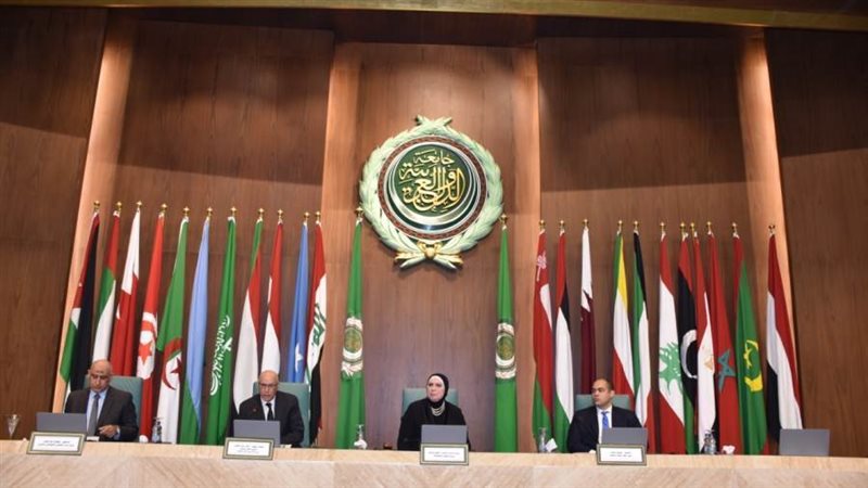 نيفين جامع اثناء