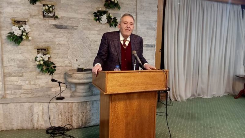 رئيس الاتحاد العام