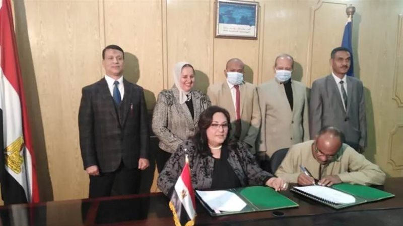 ية المشروعات يوقع