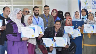 تسليم شهادات اجتياز تدريب العاملين بناصر وببا للعمل بالمراكز التكنولوجية 