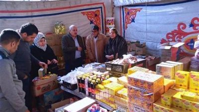 محافظ الشرقية يطمئن على توافر السلع الغذائية مع اقتراب شهر رمضان 