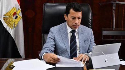 الشباب والرياضة تعقد مقابلات شخصية للمرشحين المصريين لجائزة الشباب العربي