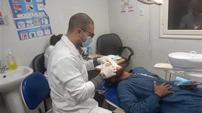 الكشف على 926 حالة في قافلة جامعة طنطا الطبية بمستشفي رأس غارب المركزي