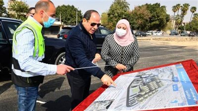 الرئيس السيسي يتفقد المشروعات في مصر القديمة والقاهرة التاريجية ويلتقي المواطنين