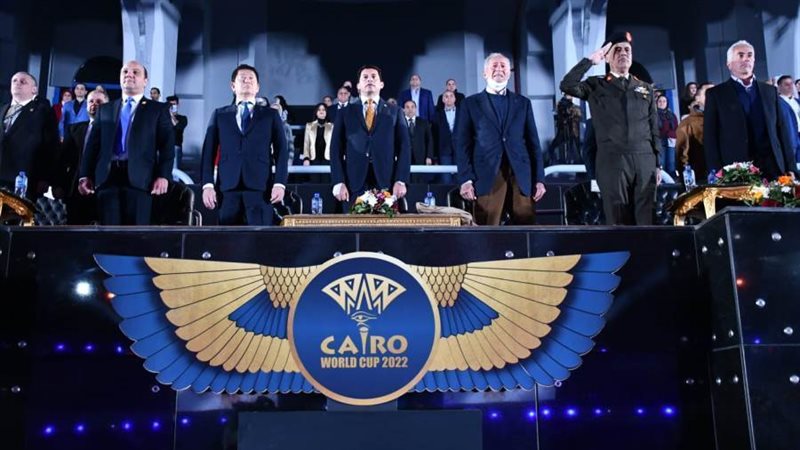 خلال الافتتاح