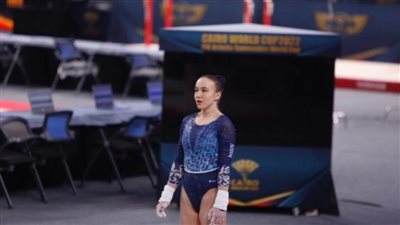 جنا عبد السلام “سادس” جهاز المتوازي في بطولة العالم للجمباز