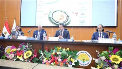 وزير التعليم العالي يرأس اجتماع المجلس الأعلى للجامعات بجامعة الوادي الجديد