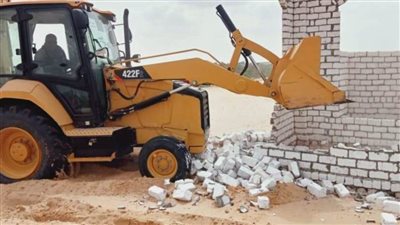 إزالة ٧ حالات تعد بالقنطرة شرق من المرحلة الثالثة من الموجة ١٩ 