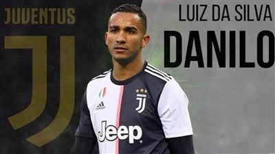 إل موندو: برشلونة يراقب دانيلو لضمه من يوفنتوس في موسم الانتقالات الصيفية