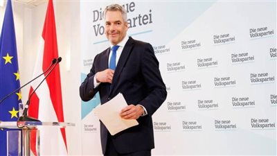 مستشار النمسا يجري محادثات في كوسوفو حول الأمن والتعاون في شرق أوروبا