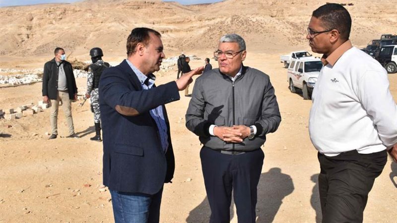 محافظ المنيا يتفقد