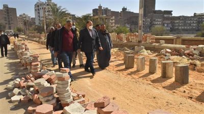 محافظ أسيوط يتفقد أعمال التطوير واستكمال رصف منطقة البيسري 