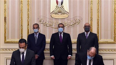 الحكومة: تنفيذ مشروعات التحول الرقمي وإتاحة برامج إدارة وتشغيل المدن الذكية