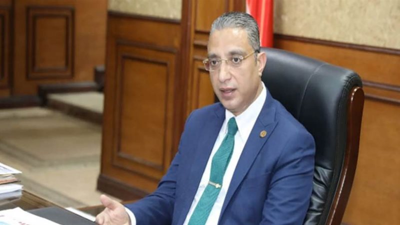 الدكتور أحمد الأنصاري