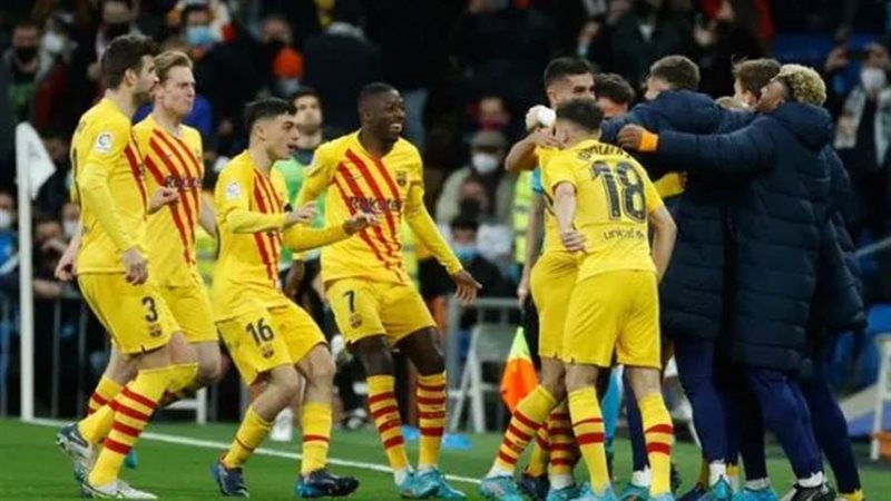 فرحة لاعبي برشلونة