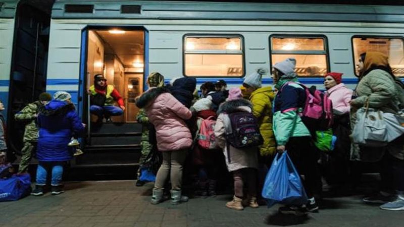 وصول لاجئن أوكرانيين