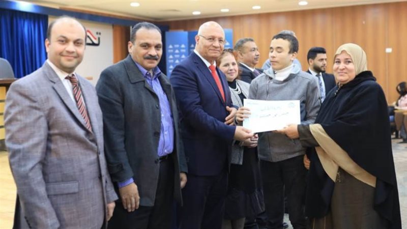 جانب من التكريم