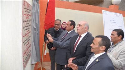 محافظ البحيرة يفتتح مشروع صرف صحى زاوية البحر بكوم حمادة
