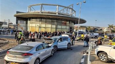 مقتل 4 إسرائيليين في حادث طعن في مدينة بئر السبع بالنقب