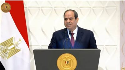 الرئيس السيسي: كل امرأة تقوم بجهد كبير لاينكره إلا جاحد أو ظالم