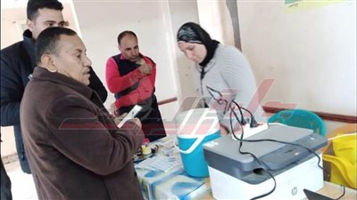 إقبال كبير لتلقي لقاح 