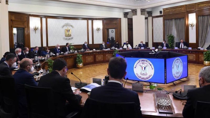 رئيس الوزراء يستقبل