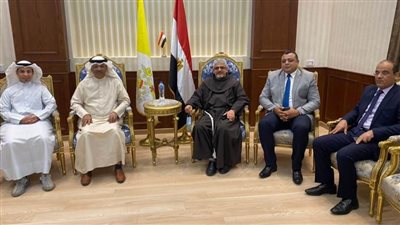 الاتحاد العربي للتطوع يلتقي الأب بطرس دنيال للتعاون مع المعهد الكاثوليكي