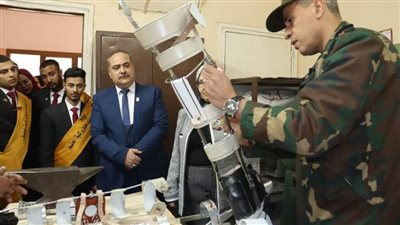 طلاب جامعة حلوان يحتفلون بيوم الشهيد بـ